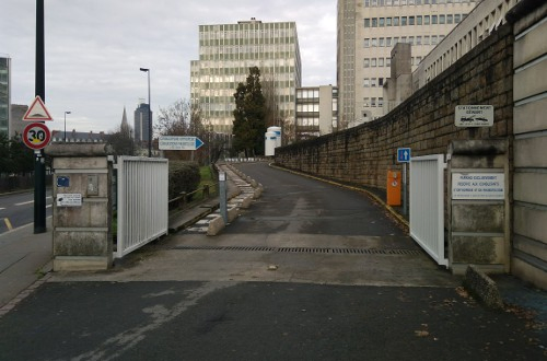 Service de rhumatologie du CHU de(accès voiture)