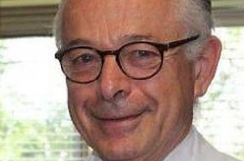 Dr Bernard Auvinet