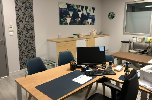 Docteur DESLANDES Aurélie Rhumatologue  Angers